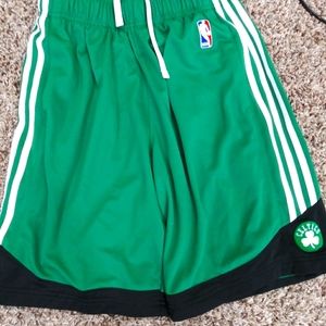 Boston Celtics shorts (medium)